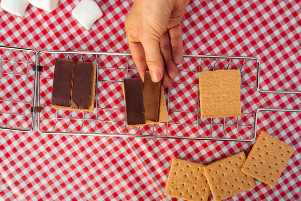 Coghlan's Camper's S'mores Grill